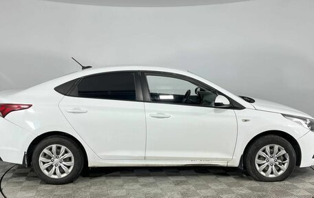 Hyundai Solaris II рестайлинг, 2018 год, 810 000 рублей, 4 фотография