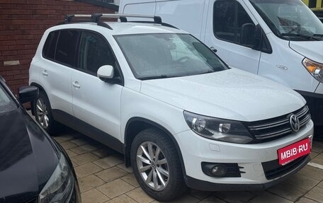 Volkswagen Tiguan I, 2016 год, 1 950 000 рублей, 2 фотография