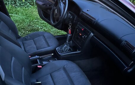 Audi A4, 1998 год, 280 000 рублей, 6 фотография