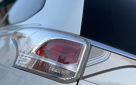 Mitsubishi Outlander III рестайлинг 3, 2014 год, 935 000 рублей, 14 фотография