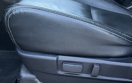 Mitsubishi Outlander III рестайлинг 3, 2014 год, 935 000 рублей, 26 фотография