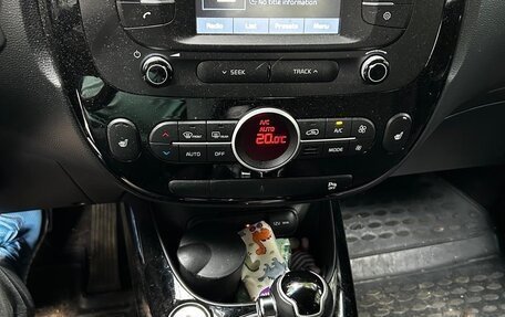 KIA Soul II рестайлинг, 2018 год, 1 600 000 рублей, 12 фотография