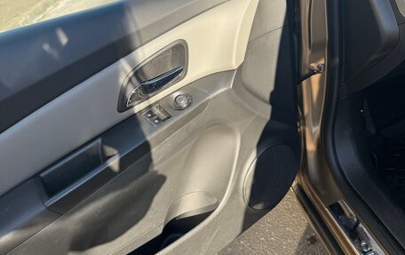 Chevrolet Cruze II, 2013 год, 730 000 рублей, 31 фотография