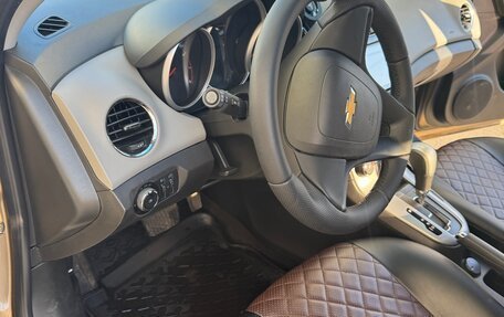 Chevrolet Cruze II, 2013 год, 730 000 рублей, 32 фотография