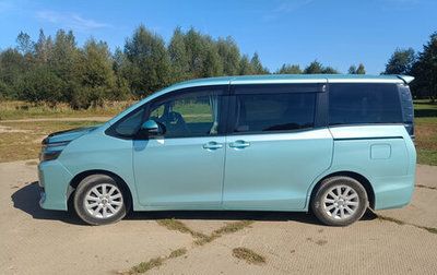 Toyota Voxy III, 2016 год, 2 290 000 рублей, 1 фотография