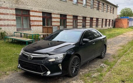Toyota Camry, 2011 год, 1 700 000 рублей, 5 фотография