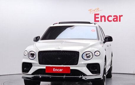 Bentley Bentayga I, 2023 год, 19 021 456 рублей, 3 фотография