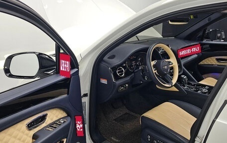 Bentley Bentayga I, 2023 год, 19 021 456 рублей, 13 фотография