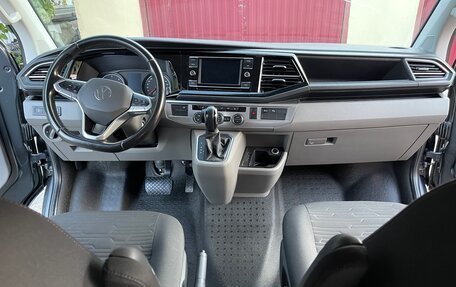 Volkswagen Caravelle T6 рестайлинг, 2020 год, 4 300 000 рублей, 11 фотография