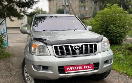 Toyota Land Cruiser Prado 120 рестайлинг, 2004 год, 1 550 000 рублей, 6 фотография