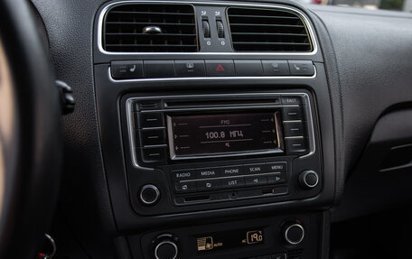Volkswagen Polo VI (EU Market), 2013 год, 655 000 рублей, 17 фотография