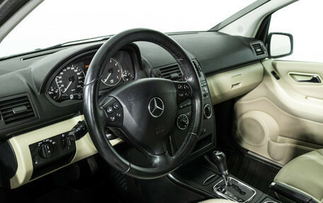 Mercedes-Benz A-Класс, 2011 год, 689 898 рублей, 11 фотография