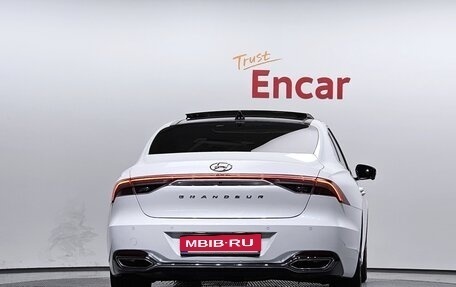 Hyundai Grandeur, 2022 год, 2 740 000 рублей, 5 фотография