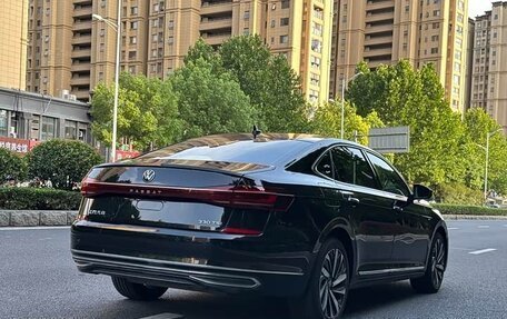 Volkswagen Passat B8 рестайлинг, 2022 год, 1 950 000 рублей, 5 фотография