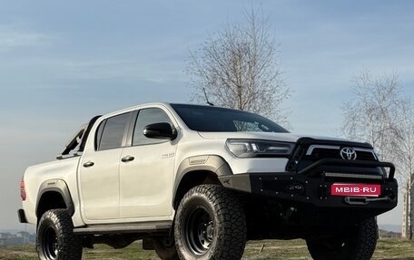 Toyota Hilux VIII, 2020 год, 4 100 000 рублей, 1 фотография