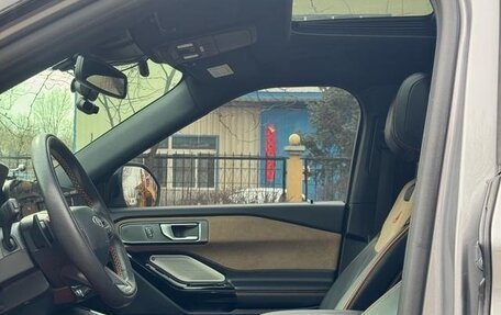 Ford Explorer VI, 2022 год, 3 596 000 рублей, 12 фотография