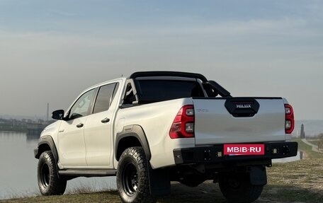 Toyota Hilux VIII, 2020 год, 4 100 000 рублей, 5 фотография