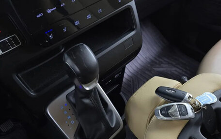 Hyundai Staria, 2021 год, 2 263 000 рублей, 11 фотография