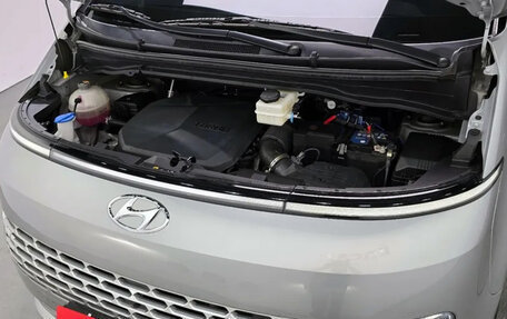 Hyundai Staria, 2022 год, 2 994 000 рублей, 13 фотография
