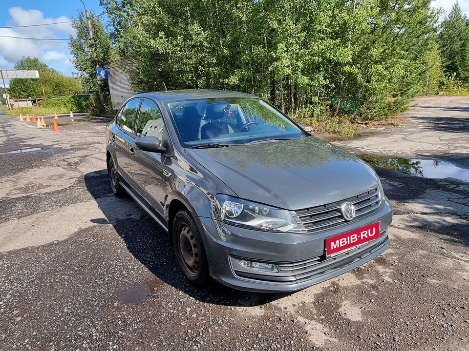 Volkswagen Polo V рестайлинг, 2018 год, 1 200 000 рублей, 1 фотография