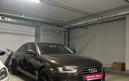 Audi A4, 2014 год, 1 190 000 рублей, 8 фотография
