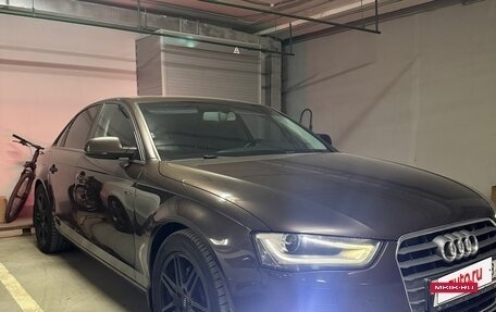 Audi A4, 2014 год, 1 190 000 рублей, 11 фотография