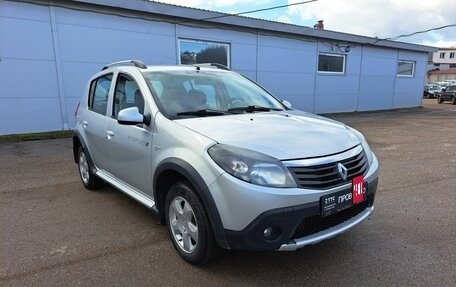 Renault Sandero I, 2013 год, 605 000 рублей, 3 фотография
