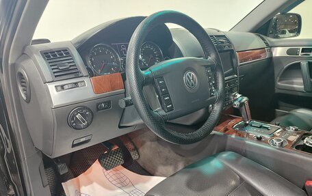 Volkswagen Touareg III, 2003 год, 950 000 рублей, 16 фотография