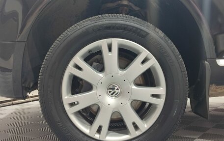 Volkswagen Touareg III, 2003 год, 950 000 рублей, 10 фотография