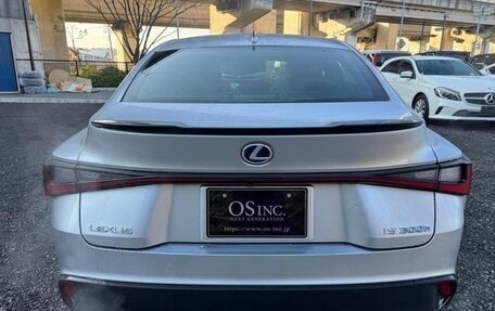 Lexus IS III, 2021 год, 2 850 000 рублей, 20 фотография