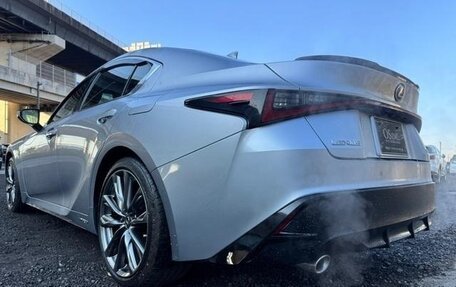 Lexus IS III, 2021 год, 2 850 000 рублей, 19 фотография