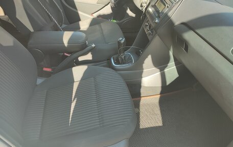 Volkswagen Polo VI (EU Market), 2010 год, 500 000 рублей, 2 фотография