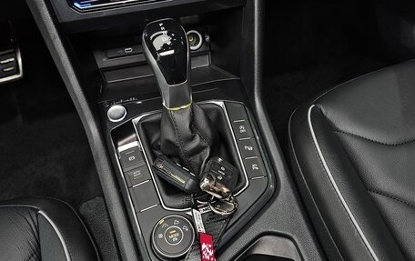 Volkswagen Tiguan II, 2022 год, 3 778 035 рублей, 5 фотография