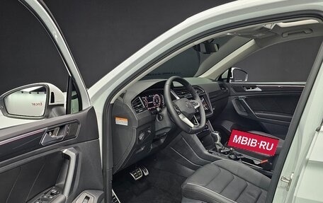 Volkswagen Tiguan II, 2022 год, 3 778 035 рублей, 15 фотография