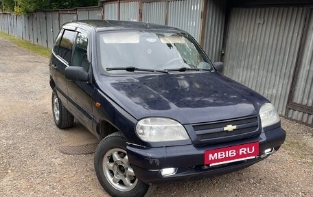 Chevrolet Niva I рестайлинг, 2004 год, 220 000 рублей, 2 фотография
