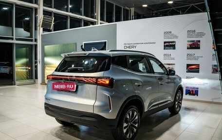 Chery Tiggo 4 I рестайлинг, 2025 год, 2 099 000 рублей, 9 фотография