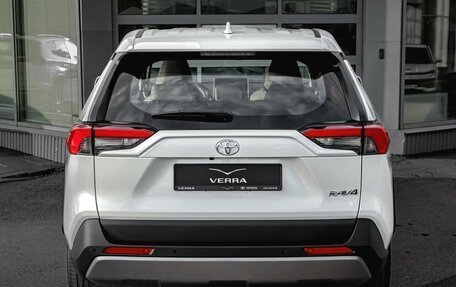 Toyota RAV4, 2025 год, 4 400 000 рублей, 9 фотография