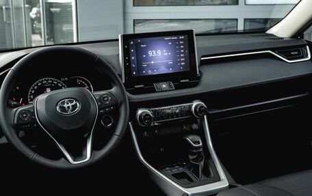 Toyota RAV4, 2025 год, 4 400 000 рублей, 16 фотография