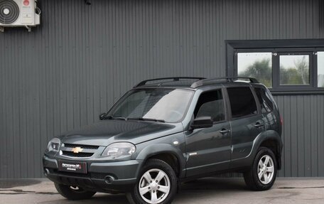 Chevrolet Niva I рестайлинг, 2017 год, 789 999 рублей, 1 фотография