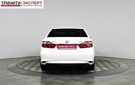 Toyota Camry, 2015 год, 1 757 000 рублей, 7 фотография