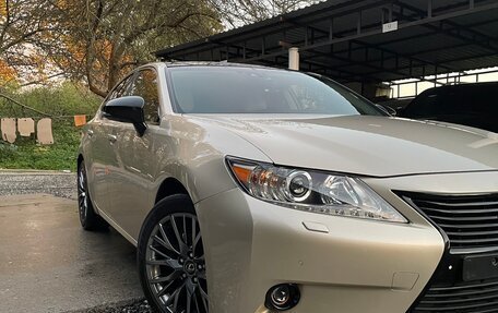 Lexus ES VII, 2012 год, 2 430 000 рублей, 1 фотография