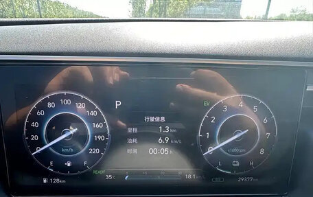 Hyundai Tucson, 2022 год, 2 183 555 рублей, 10 фотография