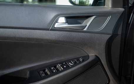 Hyundai Tucson III, 2018 год, 2 050 000 рублей, 16 фотография