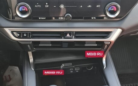 Lexus RX IV рестайлинг, 2023 год, 10 490 000 рублей, 14 фотография