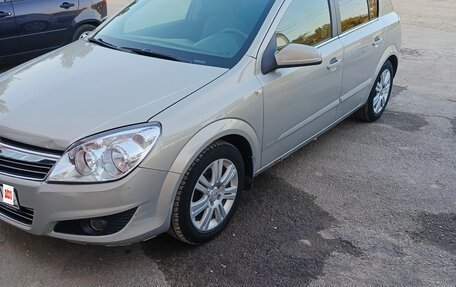 Opel Astra H, 2008 год, 600 000 рублей, 18 фотография