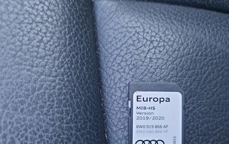 Audi A4, 2019 год, 1 600 000 рублей, 7 фотография