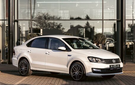 Volkswagen Polo VI (EU Market), 2018 год, 995 000 рублей, 3 фотография