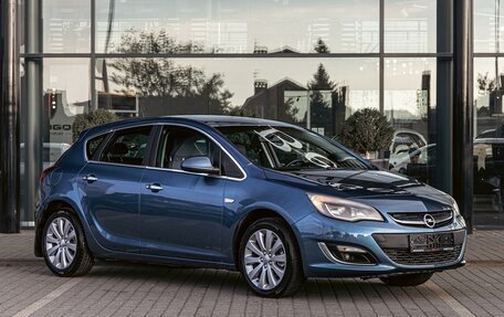 Opel Astra J, 2012 год, 855 000 рублей, 3 фотография