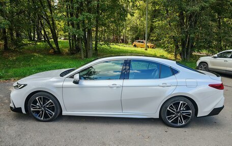 Toyota Camry, 2024 год, 3 850 000 рублей, 6 фотография