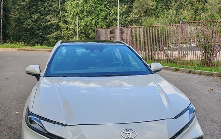 Toyota Camry, 2024 год, 3 850 000 рублей, 12 фотография